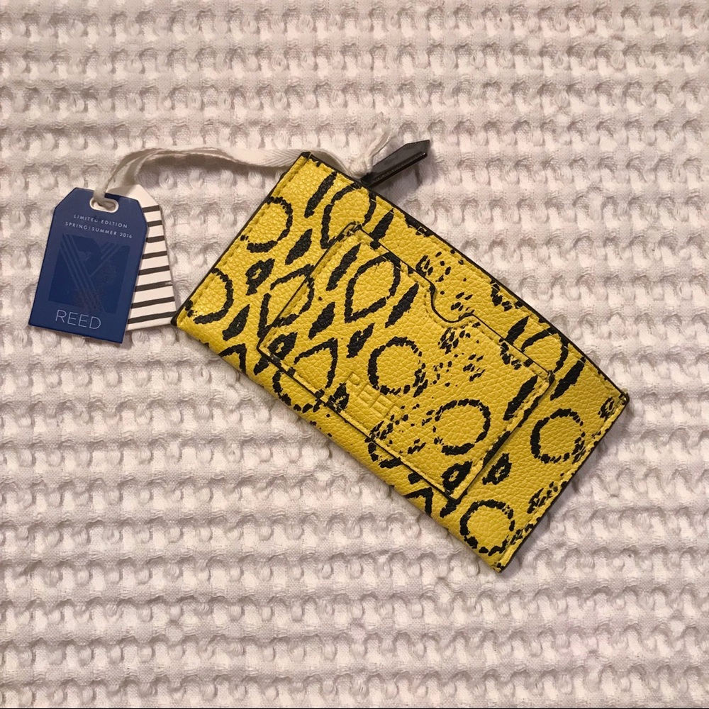 NWT REED Small Solar Yellow Viper Atlantique Pouch - Picture 1 of 6